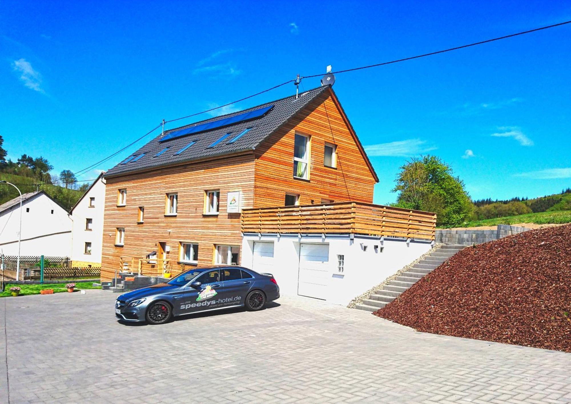 Herresbach Speedys Apartments Am Bruennchen מראה חיצוני תמונה